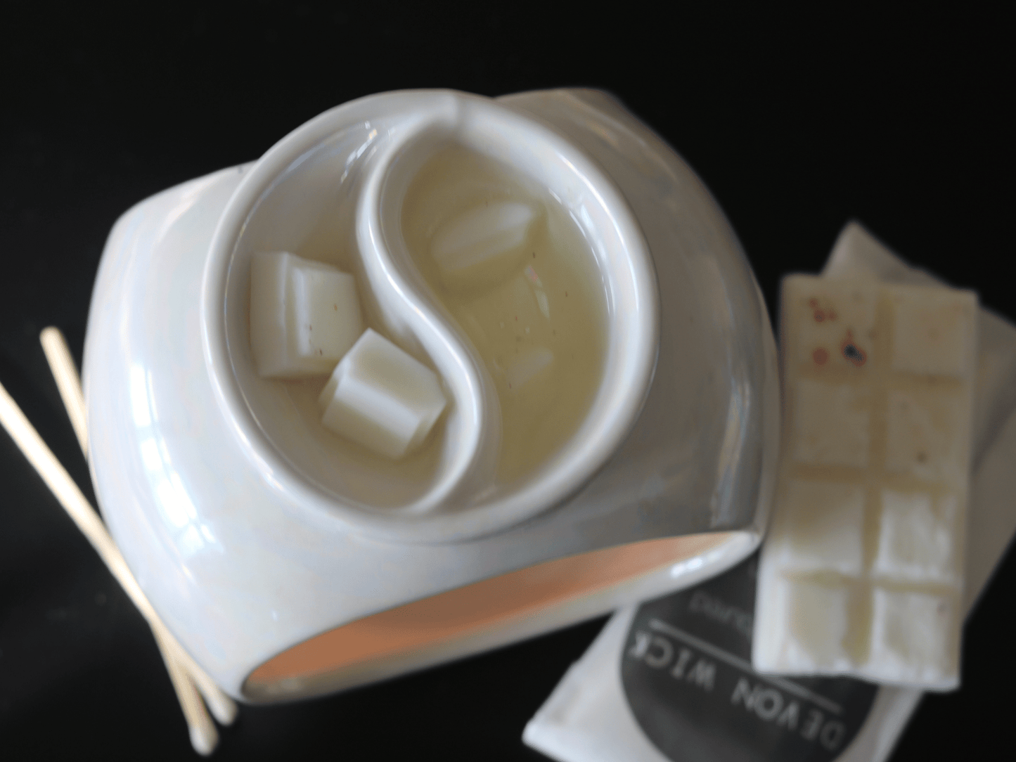 Devon Wick Candle Co. Limited Ceramic Lustre Oval Mixology Wax Melter
