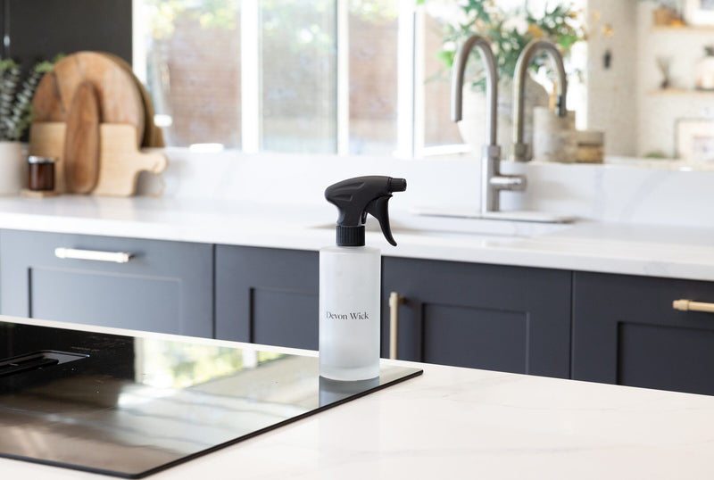 Reusable glass spray bottle