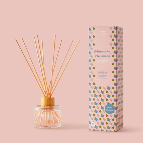 Shimmering Christmas Reed Diffuser